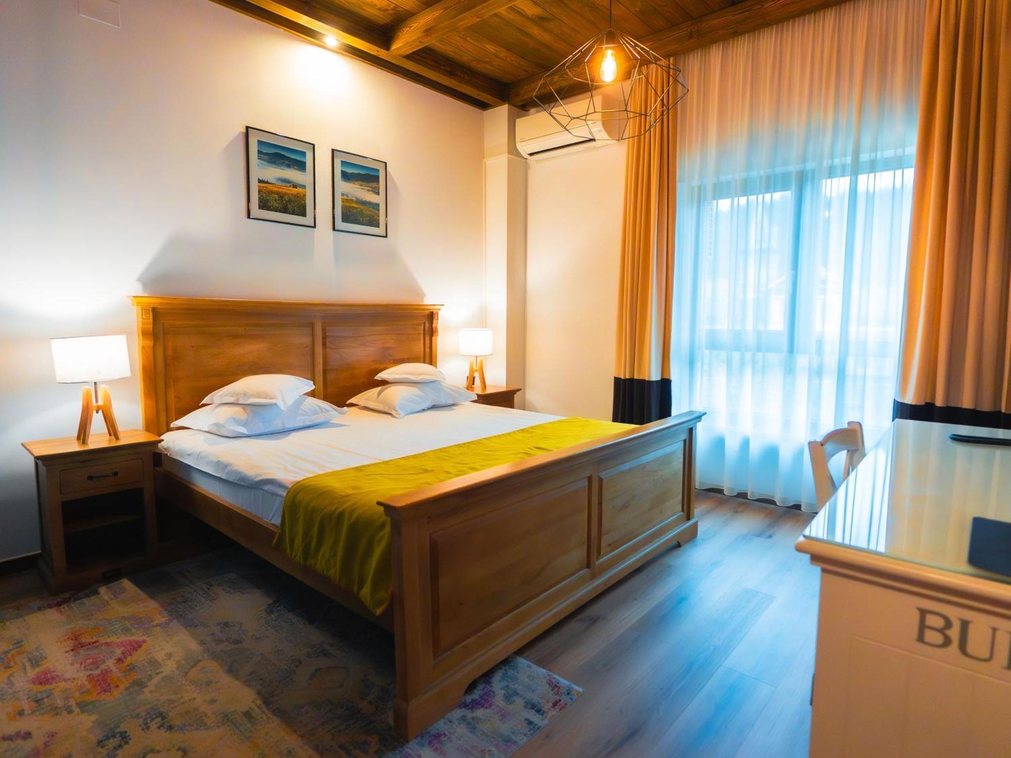Kaban Boutique - 5Star Central Villa In Vatra Dornei Exterior foto