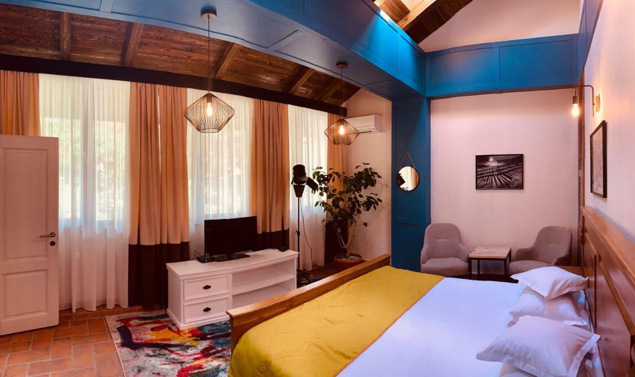 Kaban Boutique - 5Star Central Villa In Vatra Dornei Exterior foto